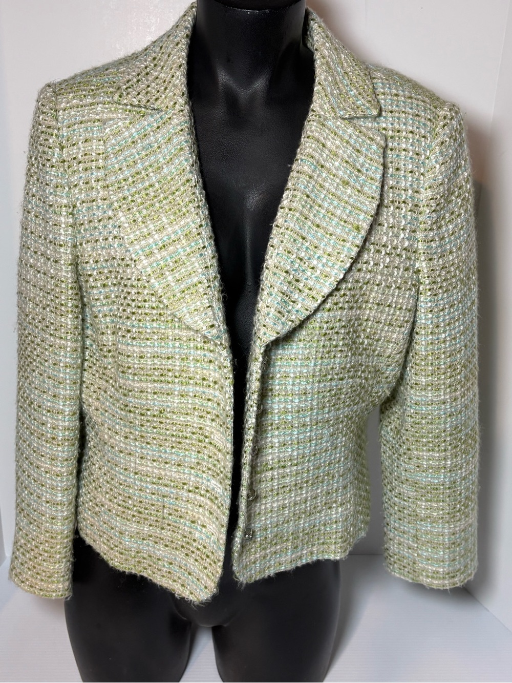 Dalia Light Green Bouclé Cropped Blazer